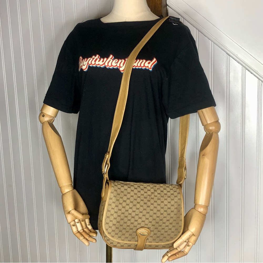 GUCCI GG Monogram Leather Canvas Single Flap Saddle Crossbody Shoulder Bag